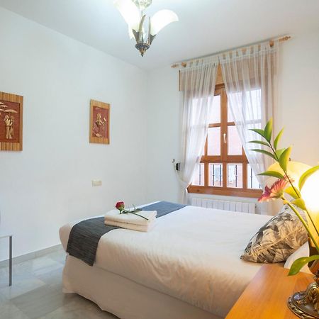 Apartamento Adultos Centro N V 1 Free Parking Granada Bagian luar foto